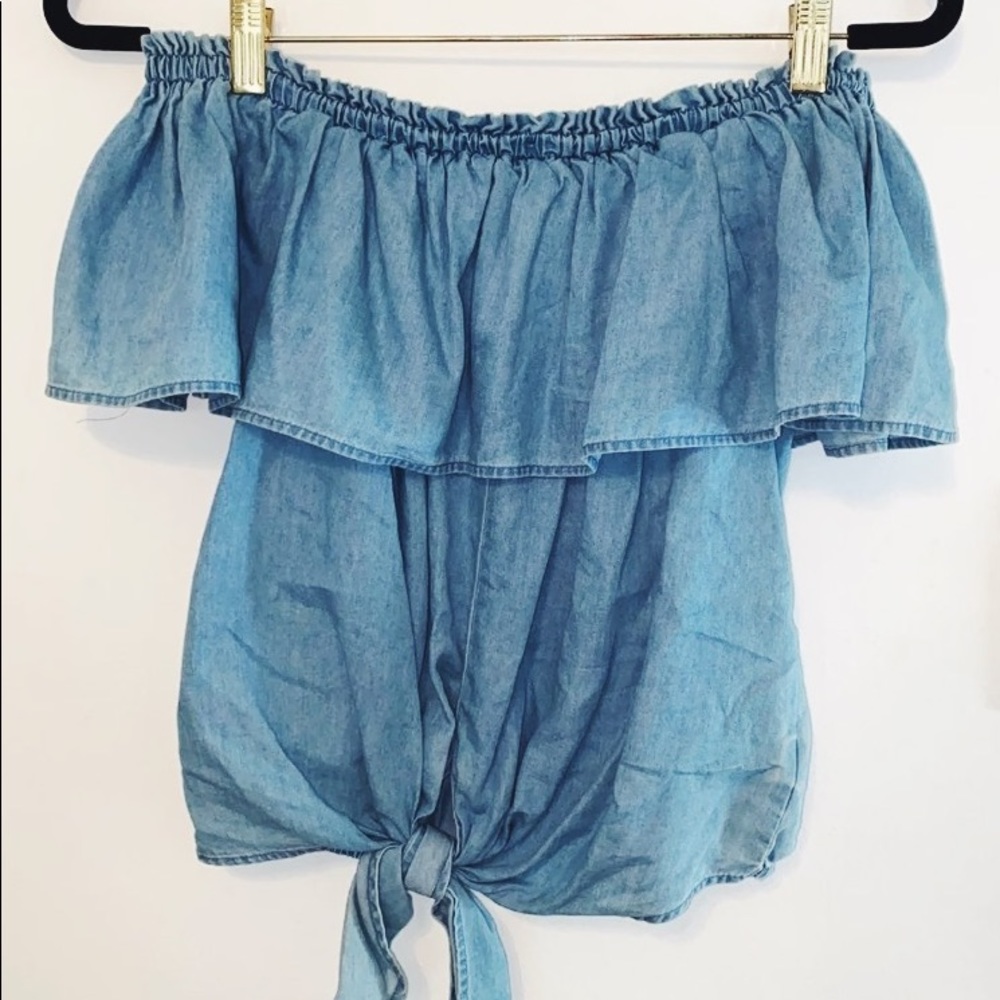 BRAND NEW WITH TAGS Express Top